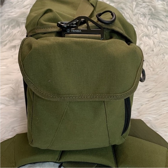 TENBA messenger camera bag small olive green - Picture 6 of 14